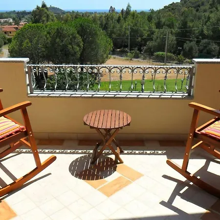 Via Giosue Carducci Villa Chia